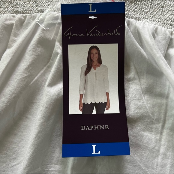Gloria Vanderbilt Large Women’s white shirt - Picture 3 of 5